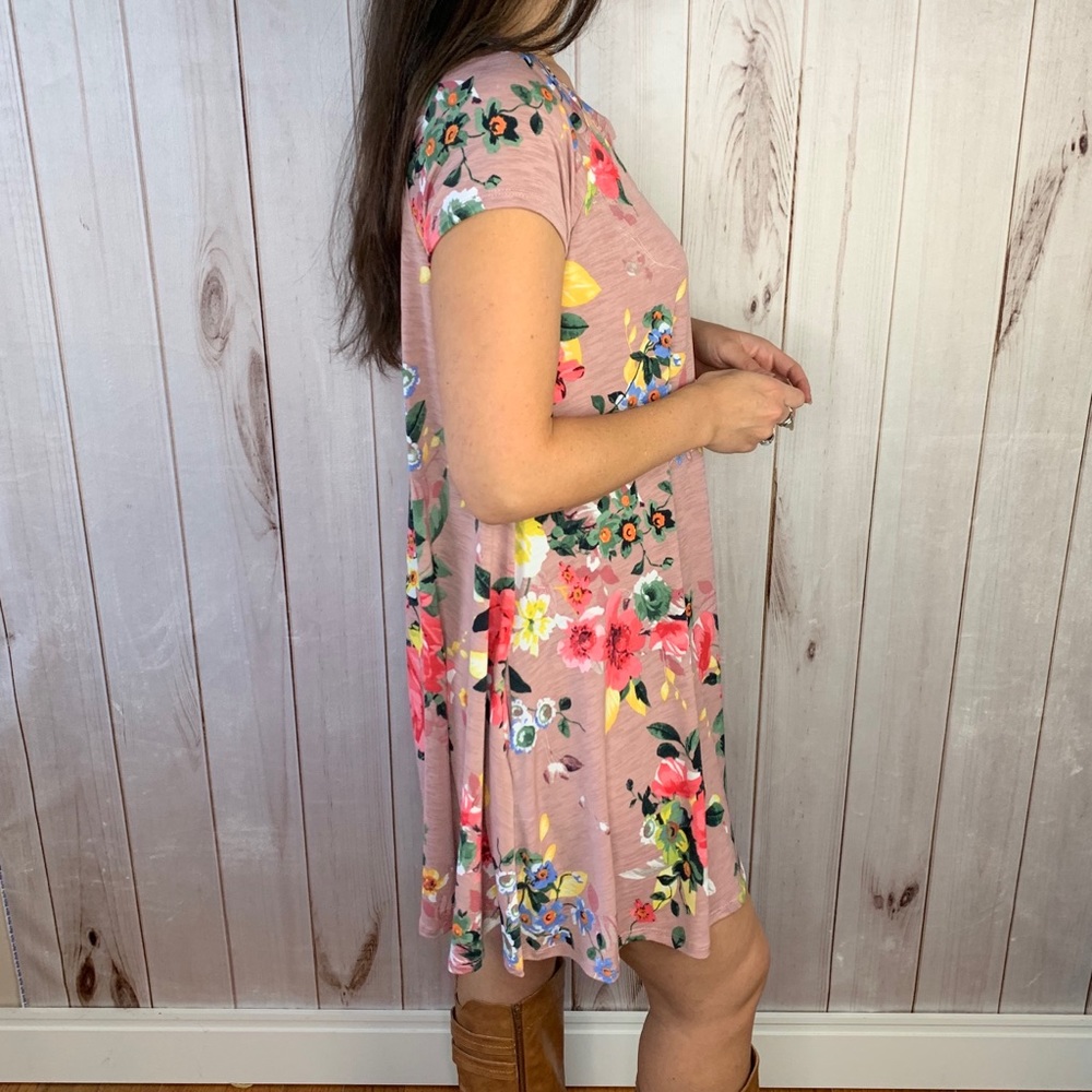 Shaina- pink floral short sleeve dress - Picture 6 of 9